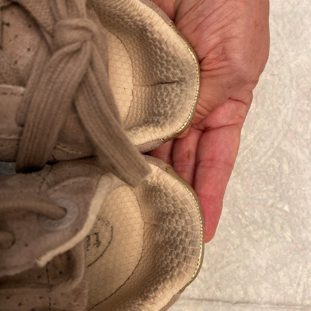 Taos 8.5 suede leather sneakers with gold trim - Picture 10 of 11